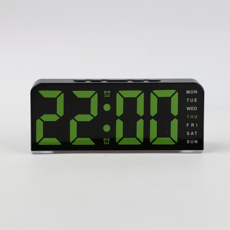 Reloj Rectangular Digital – Pia Copello Store
