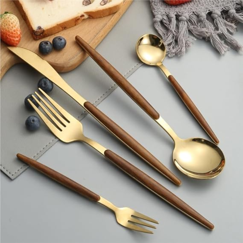 Set de Cubiertos Dorados y Mango de Madera 20 Piezas