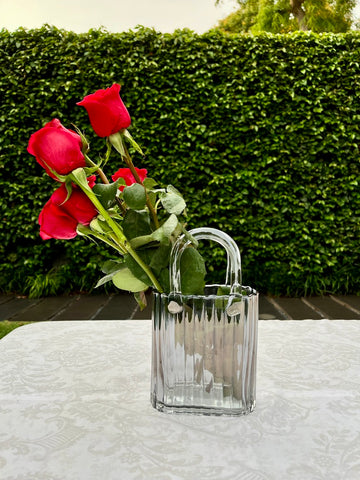 Florero de Vidrio Transparente con Forma de Bolso