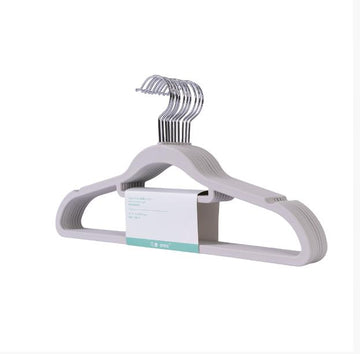 Set x 5 Colgadores de Ropa